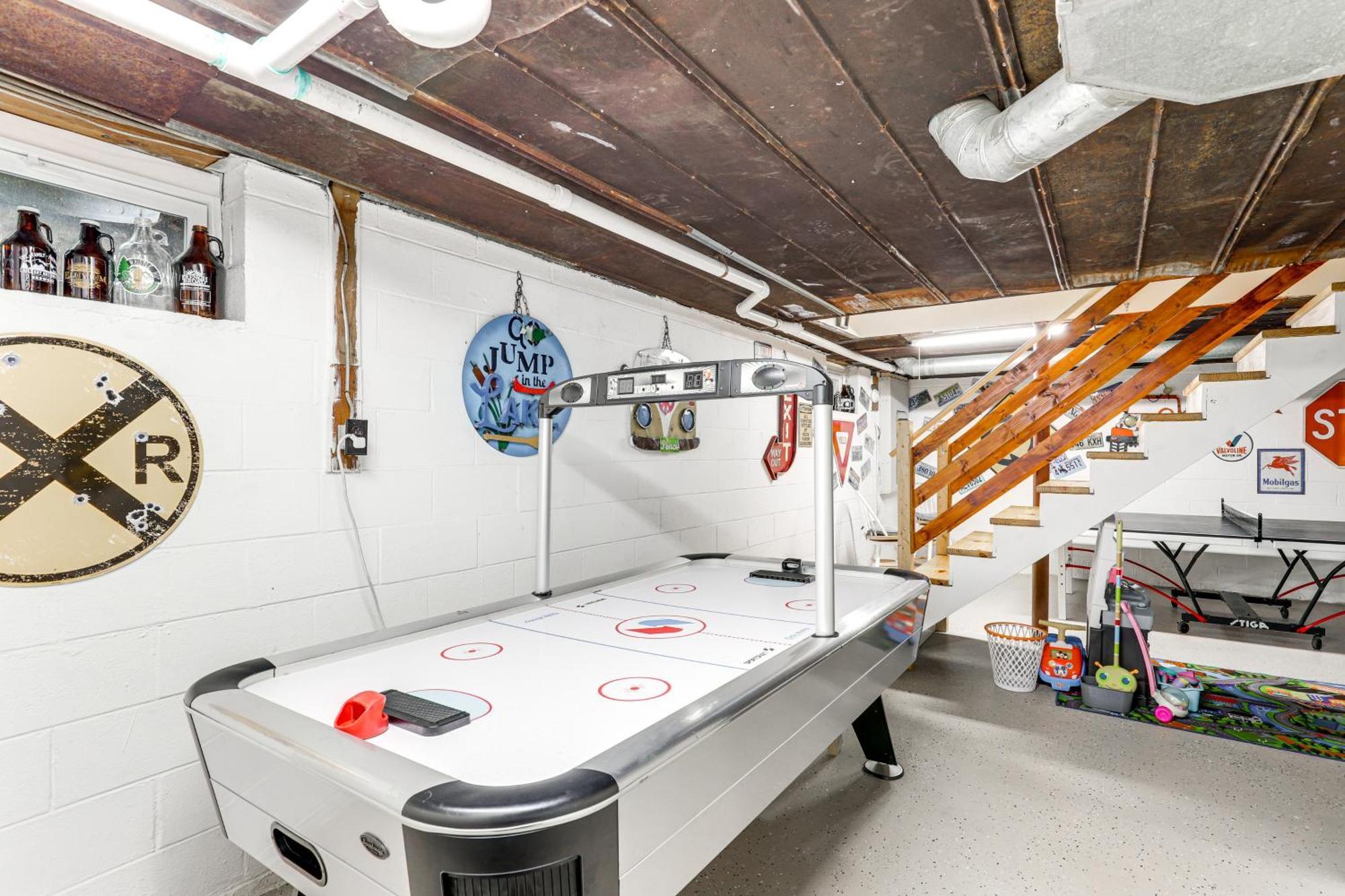 Updated Marshall Home With Fire Pit And Game Room! Buitenkant foto
